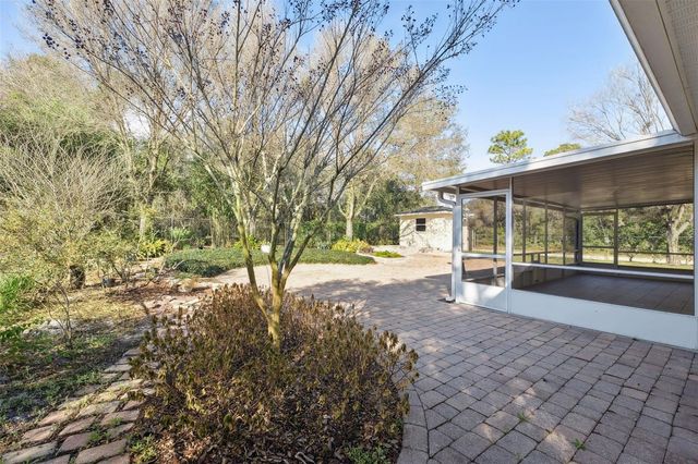 1396 8TH AVENUE, Deland, FL 32724