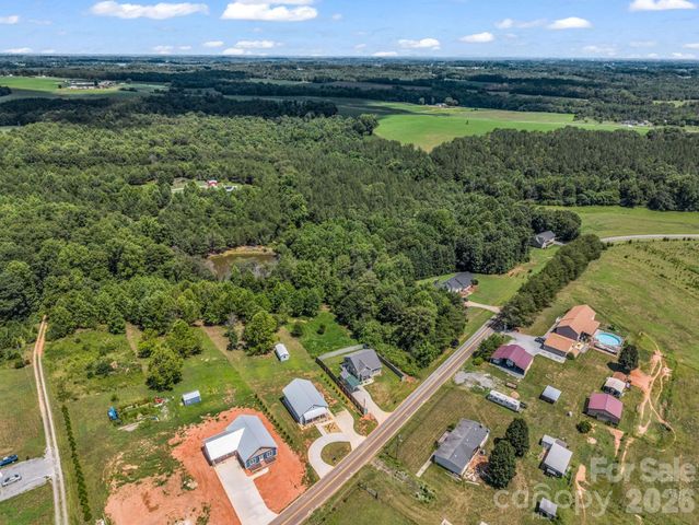 278 Right Prong Road, Ellenboro, NC 28040