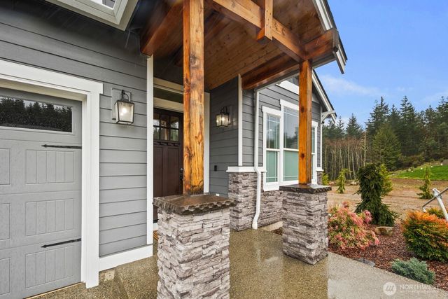 5492 Skyfall Place NW, Bremerton, WA 98312