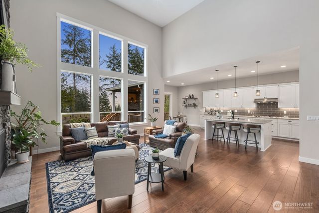 5492 Skyfall Place NW, Bremerton, WA 98312