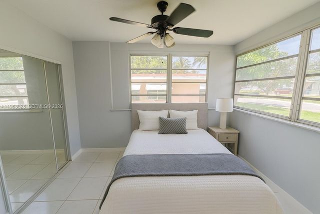 2601 NW 53rd St, Tamarac, FL 33309