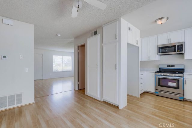 9502 Pettswood Dr 7, Huntington Beach, CA 92646