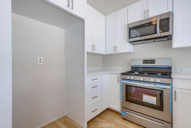 9502 Pettswood Dr 7, Huntington Beach, CA 92646