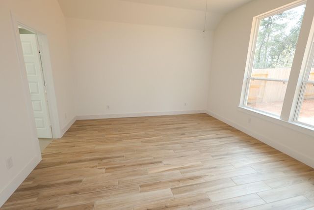 7058 North Lake Clopton Drive, Montgomery, TX 77316