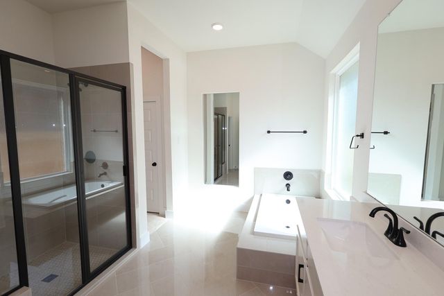 7058 North Lake Clopton Drive, Montgomery, TX 77316