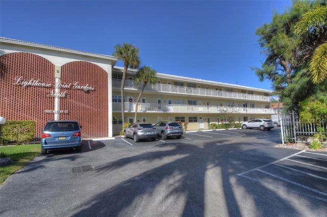 1951 NE 39th St 360, Lighthouse Point, FL 33064