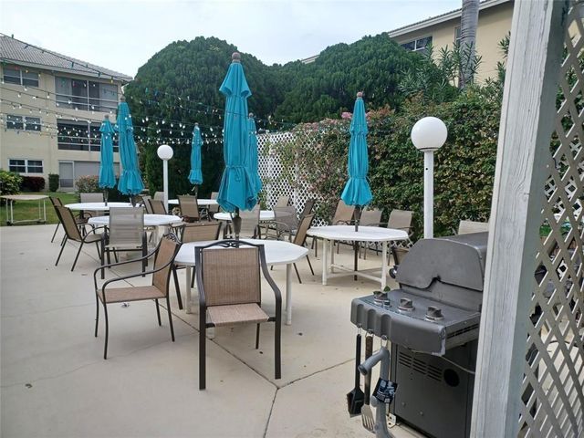 1951 NE 39th St 360, Lighthouse Point, FL 33064