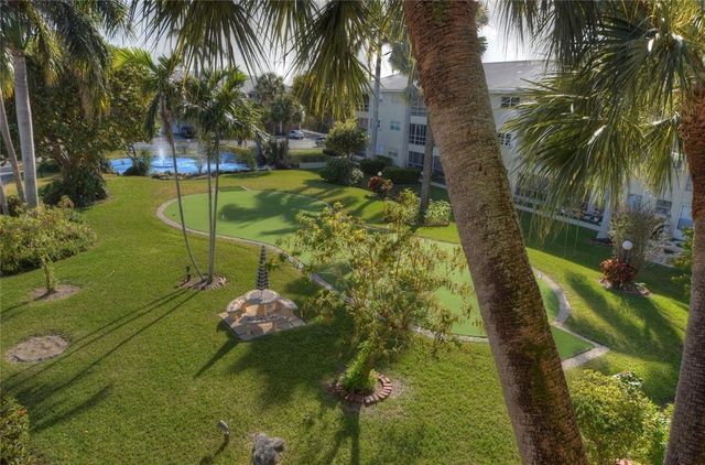 1951 NE 39th St 360, Lighthouse Point, FL 33064