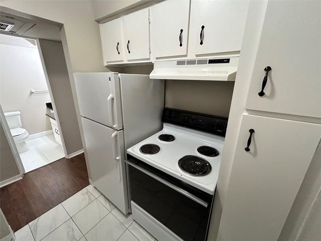 1416 Hawthorne Street 1, Houston, TX 77006