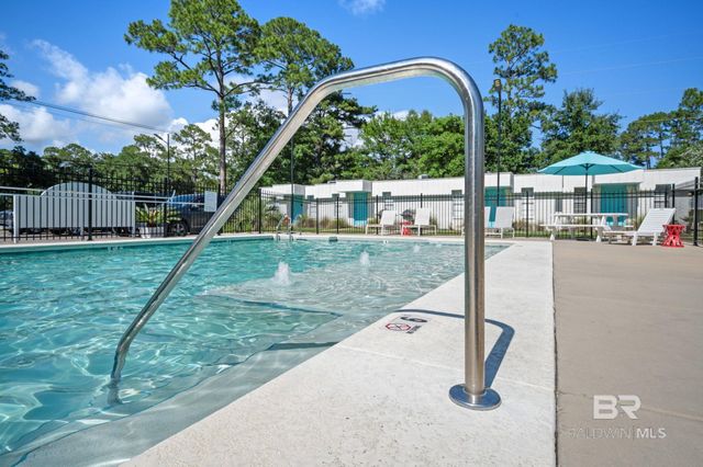 325 E 22nd Avenue 13, Gulf Shores, AL 36542