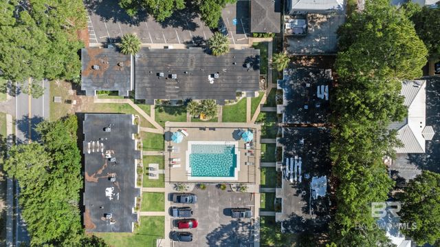 325 E 22nd Avenue 13, Gulf Shores, AL 36542