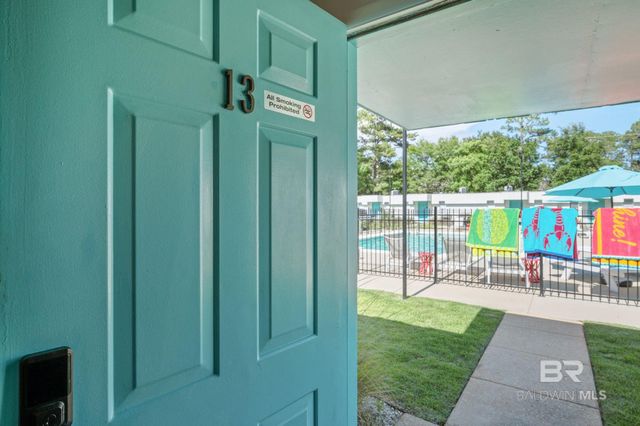 325 E 22nd Avenue 13, Gulf Shores, AL 36542