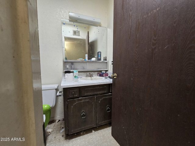 216 HIGHLAND Drive, Sierra Vista, AZ 85635