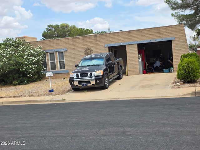 216 HIGHLAND Drive, Sierra Vista, AZ 85635