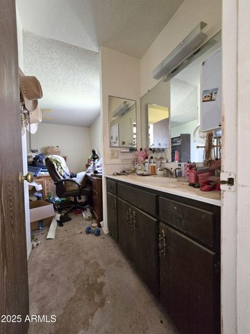 216 HIGHLAND Drive, Sierra Vista, AZ 85635