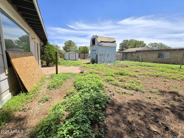 216 HIGHLAND Drive, Sierra Vista, AZ 85635