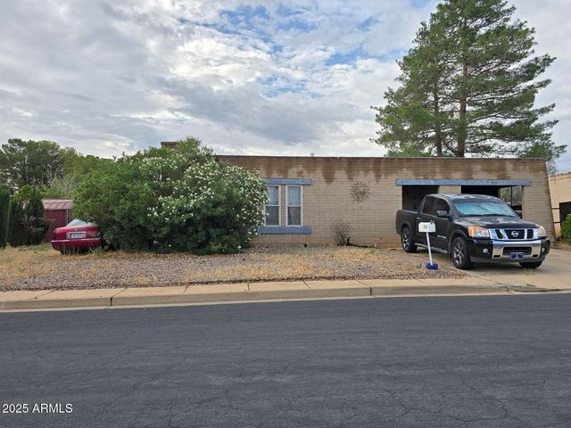 216 HIGHLAND Drive, Sierra Vista, AZ 85635