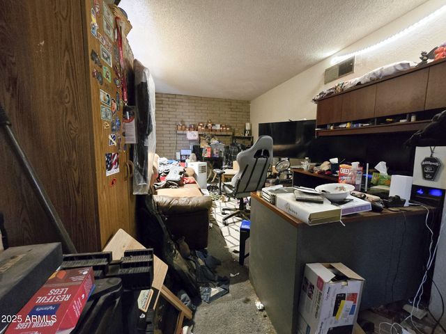 216 HIGHLAND Drive, Sierra Vista, AZ 85635