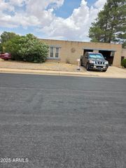 216 HIGHLAND Drive, Sierra Vista, AZ 85635