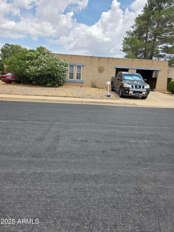 216 HIGHLAND Drive, Sierra Vista, AZ 85635