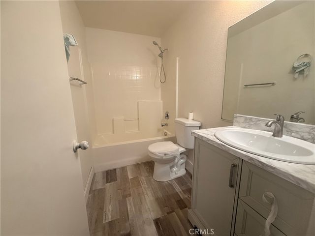 11648 Dos Palmas, Victorville, CA 92392