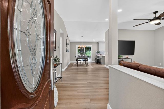 2609 Hastings Dr, Rescue, CA 95672