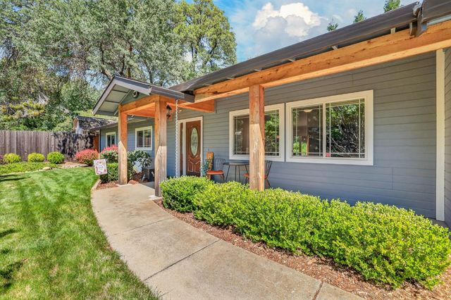 2609 Hastings Dr, Rescue, CA 95672