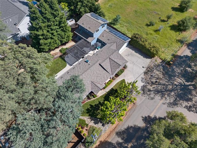 2609 Hastings Dr, Rescue, CA 95672