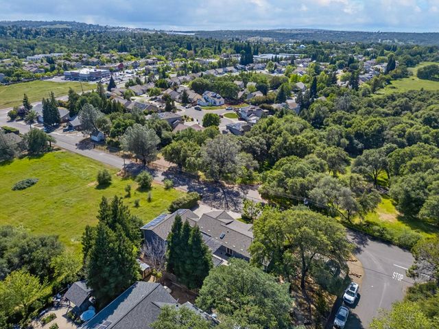 2609 Hastings Dr, Rescue, CA 95672