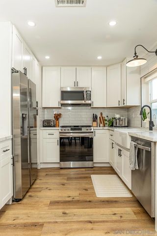 10060 Scripps Vista Way 33, San Diego, CA 92131