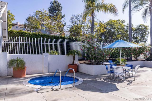 10060 Scripps Vista Way 33, San Diego, CA 92131