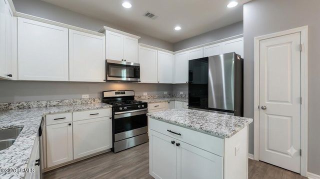 35 Pacolet Lane, Beaufort, SC 29906