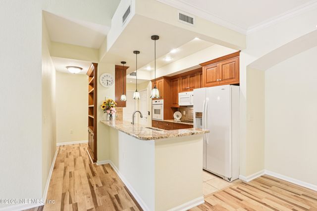 10075 GATE Parkway N 1313, Jacksonville, FL 32246