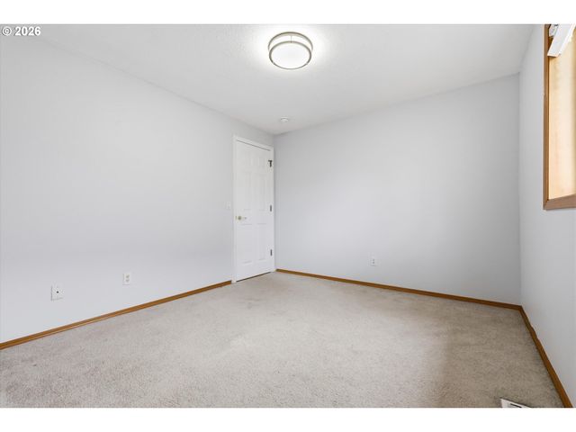 6594 Sw LANDOVER Dr, Wilsonville, OR 97070