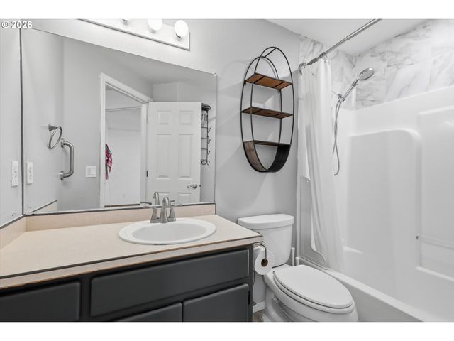 6594 Sw LANDOVER Dr, Wilsonville, OR 97070
