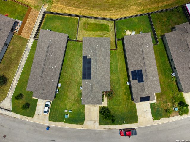 10907 Airmen Dr, Converse, TX 78109