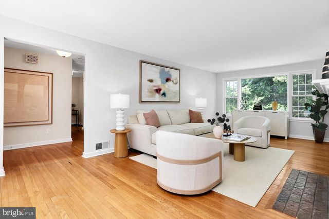 3409 INVERNESS DR, Chevy Chase, MD 20815