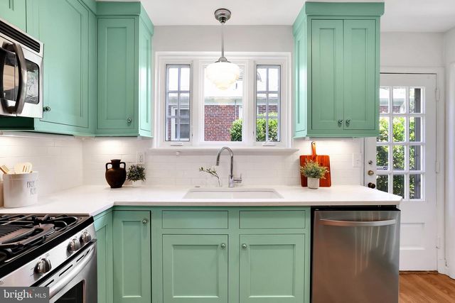 3409 INVERNESS DR, Chevy Chase, MD 20815