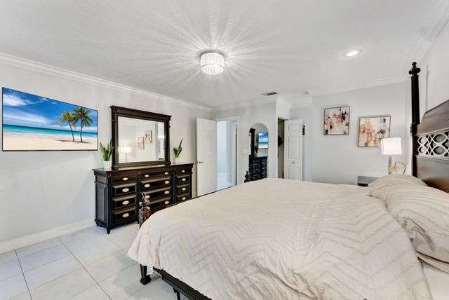 8379 Boca Glades Boulevard E, Boca Raton, FL 33434