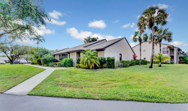 8379 Boca Glades Boulevard E, Boca Raton, FL 33434