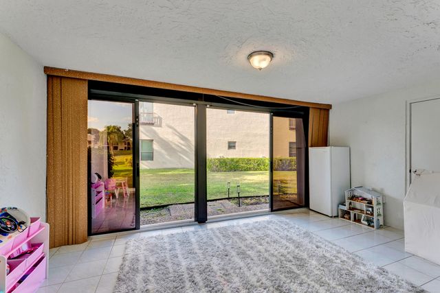 8379 Boca Glades Boulevard E, Boca Raton, FL 33434