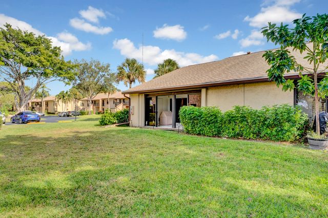 8379 Boca Glades Boulevard E, Boca Raton, FL 33434