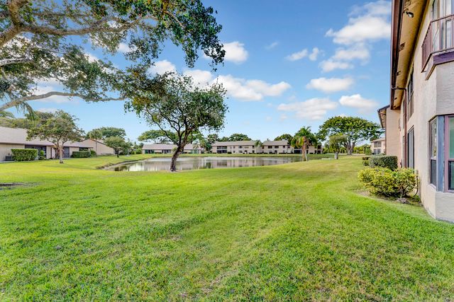 8379 Boca Glades Boulevard E, Boca Raton, FL 33434