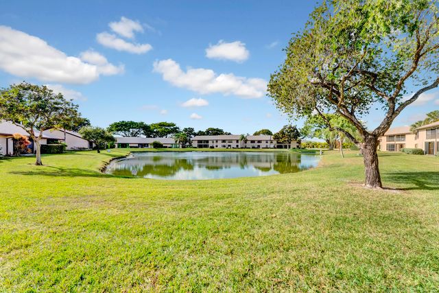 8379 Boca Glades Boulevard E, Boca Raton, FL 33434