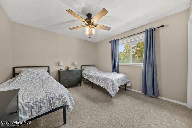 15951 N Pinewood Way, Hayden, ID 83835