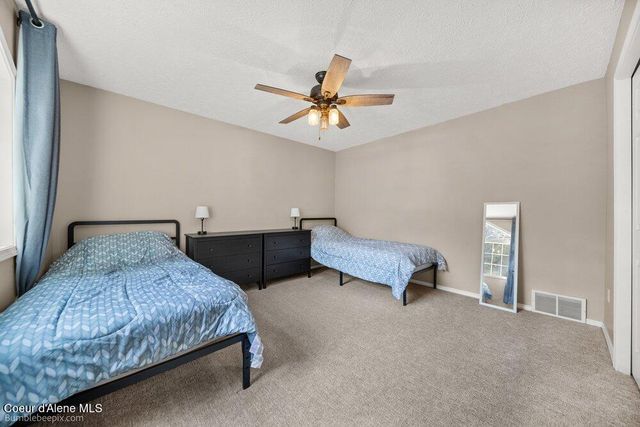 15951 N Pinewood Way, Hayden, ID 83835