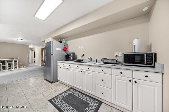 15951 N Pinewood Way, Hayden, ID 83835