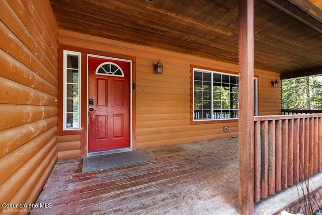 15951 N Pinewood Way, Hayden, ID 83835