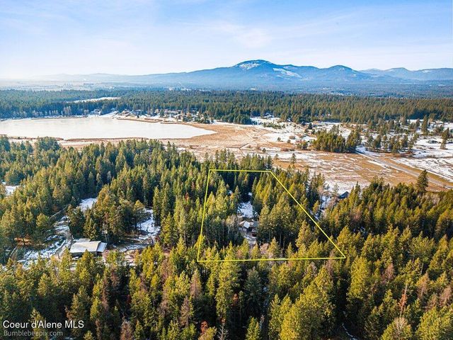 15951 N Pinewood Way, Hayden, ID 83835