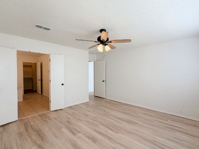 8516 Auburn Drive, Fort Worth, TX 76123